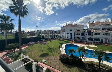 Foto 4ae7a0e3-c1cb-423a-bf7e-2d82c13bfbd7. Casa adossada amb aparcament a Nueva Alcántara Marbella