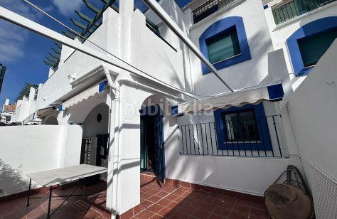 Foto 61d75db5-9fbf-4d20-a1e2-9db2451824ad. Casa adossada amb aparcament a Nueva Alcántara Marbella