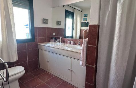 Foto 81c864fb-b16f-4c44-8292-ffbf858e2259. Casa adossada amb aparcament a Nueva Alcántara Marbella