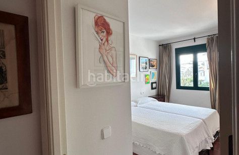 Foto ee32a0f0-1a37-4ab4-a337-3b9aaf945c87. Casa adossada amb aparcament a Nueva Alcántara Marbella