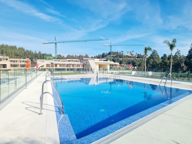 Foto eca69bbc-e8b1-4b94-9aad-98028de2eacf. Affitto casa a schiera con parcheggio piscina in El Faro de Calaburra - Chaparral Mijas