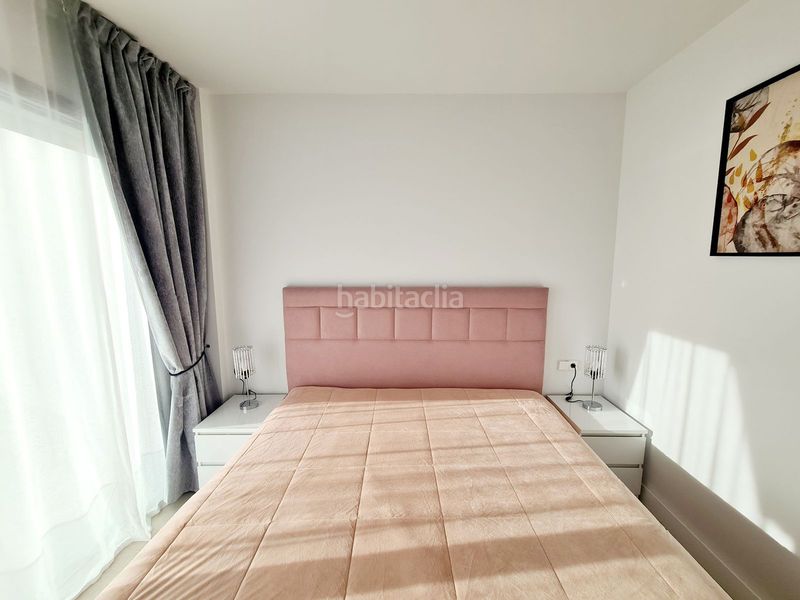 Foto fa1cb2a8-d0e1-4979-9787-06c359e606f7. Affitto casa a schiera con parcheggio piscina in El Faro de Calaburra - Chaparral Mijas