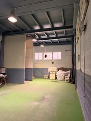 Rent Industrial building in Aloha. Nave industrial en alquiler en nueva andalucía, 2 dormitorios.