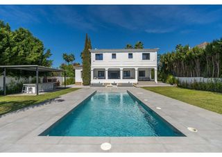 Lloguer Xalet a Aloha. Villa en alquiler en nueva andalucía  las brisas, 6 dormitorios.