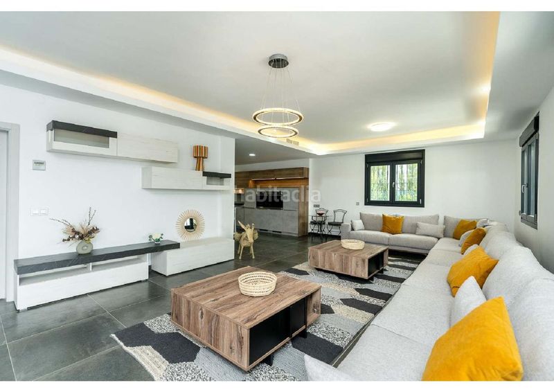Foto 32bfe1f7-fe06-491f-a943-a9256af1f38c. Location chalet avec chauffage parking piscine dans Marbella