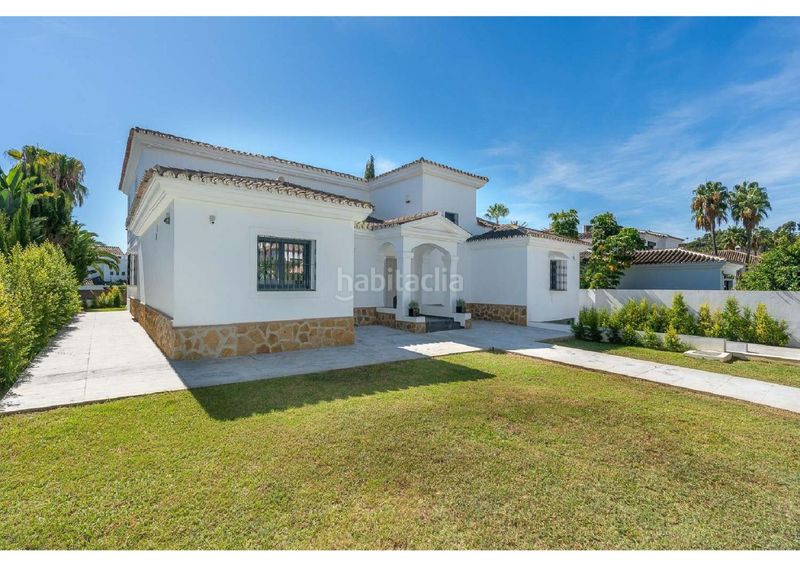 Foto 5364b279-7cb5-4fbe-b08b-ef3580dfb245. Location chalet avec chauffage parking piscine dans Marbella
