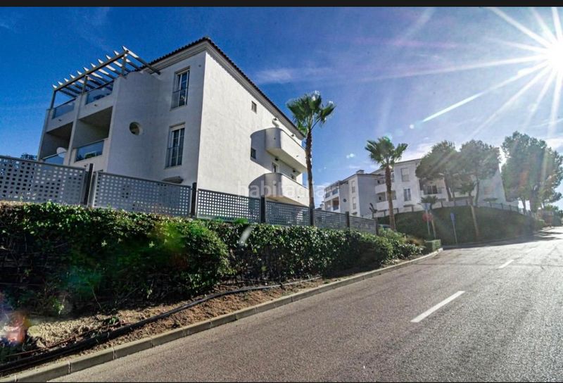 Foto 2d2308e0-e230-48f6-b58d-89ca825afd01. Rent apartment with heating parking pool in Chullera Manilva