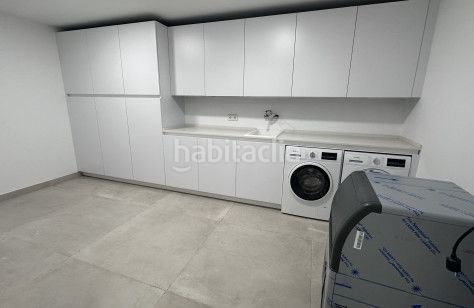 Foto d8d2b0d1-a7e9-4370-9b44-e0c4613be0ca. Chalet mit parking pool in Puerto Banús Marbella