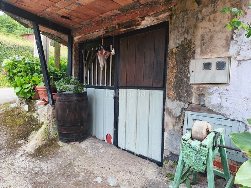 Foto 3403a4aa-2a92-410c-b206-48f4feafd9f2. Casa a lugar boinas 20a a Belmonte de Miranda