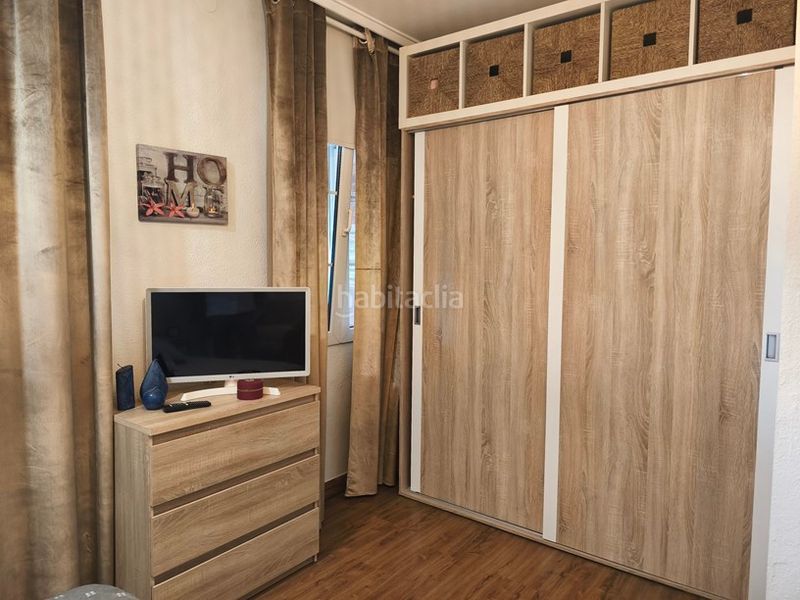 Foto e62ae4cf-5376-442f-a7b5-e3c340f3d4e7. Àtic amb xemeneia calefacció a Pravia