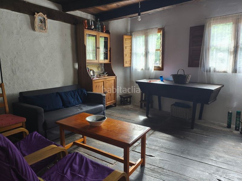 Foto 4f73fe54-f641-4fc8-aac6-94001f9aed3a. Casa in lugar villalain 9a in Allande
