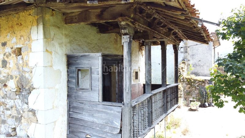 Foto 17d5b1cb-9b37-4c48-8a5b-a96c6d201f31. Casa adossada a Piloña