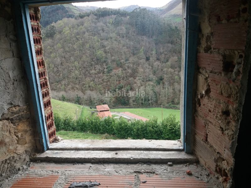 Foto ae1a65d9-cb96-49c8-b80a-6a41230270ee. Casa a Cudillero