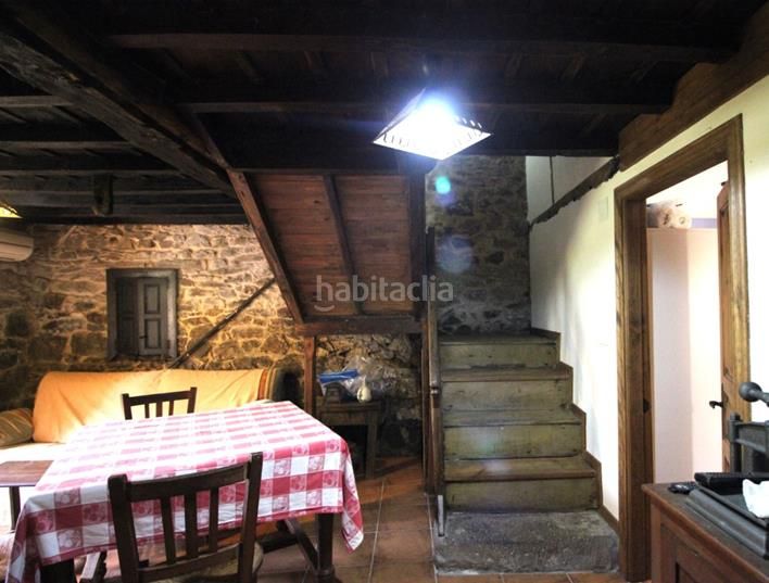 Foto 49c7845e-4b07-4de4-bd5f-f79290137005. Casa adossada amb calefacció a Ponga