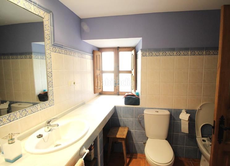 Foto a97c4a9f-f86f-44f1-b21b-2229148007ad. Casa adossada amb calefacció a Ponga