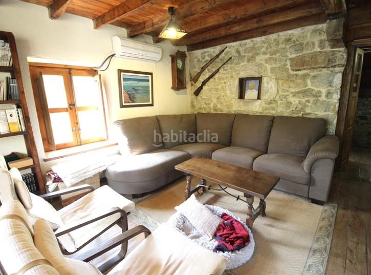 Foto ac717707-793e-4a8f-bb1b-b061224eed54. Casa adossada amb calefacció a Ponga