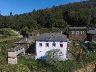 Casa a Ad nogueira 4a. Casa nogueira, taramundi