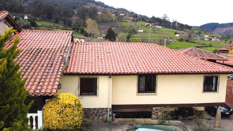 Foto 8e15651b-f5cf-4e65-8d62-3c54c04af194. Masia a n/a a Salas