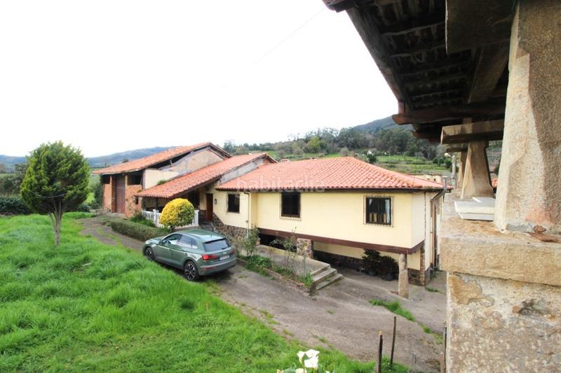 Foto f4a1e58b-2f79-426d-96ee-7301da64e082. Masia a n/a a Salas