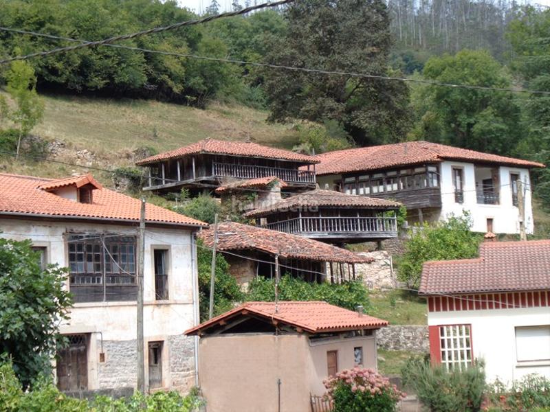 Foto 9b0ee74b-6e92-426c-8b85-f0ed1ed178dc. Casa en lugar ambas 17 casona asturiana, ambas. en Grado