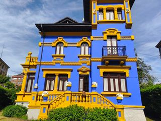 Haus in Calle la colegiata 6. Casona indiana, villa maximina. nava