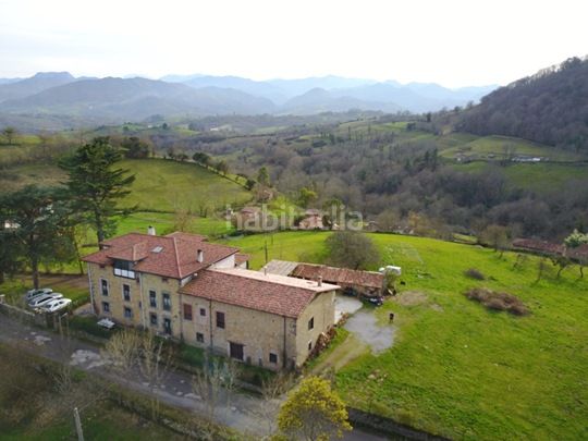 Foto 2b99afe0-b158-4e58-89f8-38bbf8f0dc2c. Casa a n/a a Parres