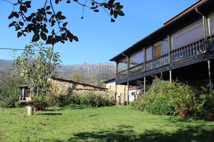 Foto 90f2800c-ac79-49ae-847a-7d55d9827436. Casa a n/a a Parres