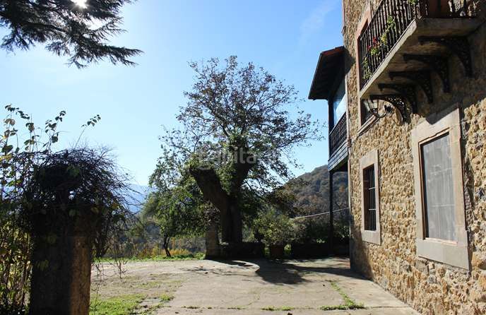 Foto b4f5030d-3644-4d3b-aa23-590693d591a0. Casa a n/a a Parres
