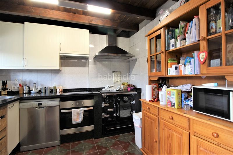 Foto dc2bddc5-15f7-47c7-9555-fdea9d5f8d27. Casa a n/a a Parres