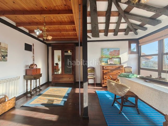 Foto eb265fda-e18e-44f0-b9b9-8b03d7ff19ce. Casa a n/a a Parres