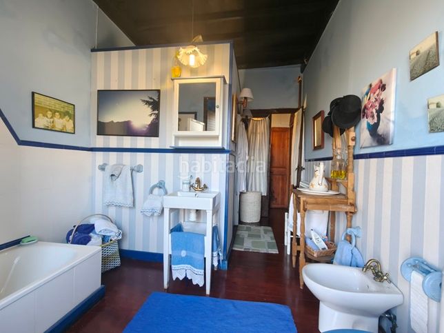 Foto f1bbee0d-0a5b-43cd-a23e-8bcde2829eac. Casa a n/a a Parres