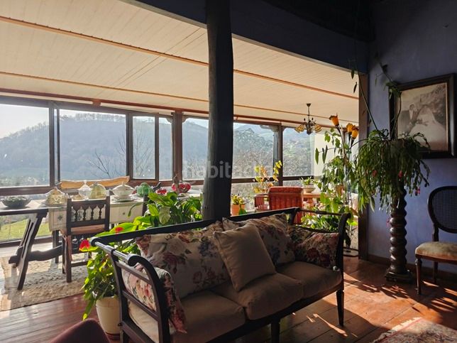 Foto fe37c85a-388d-46d5-8700-685603dd3dbc. Casa a n/a a Parres