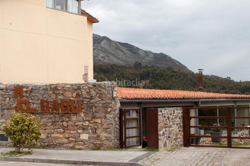 Foto bea6424d-493f-4f6c-87a3-971a8b04e049. Edifici a les quintanes 24 a Caravia
