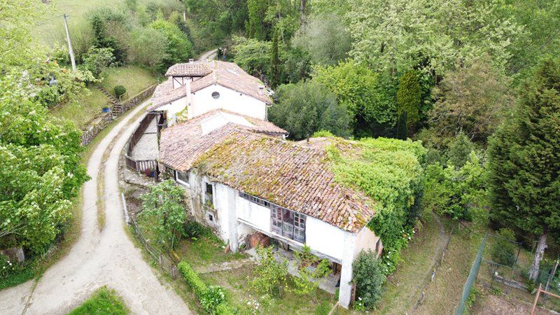 Foto 1d3c4f11-9dbc-4383-8c74-6300b35e38b1. Casa a Parres