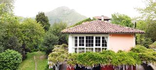 Casa in Parres. Casa asturiana mesariegos