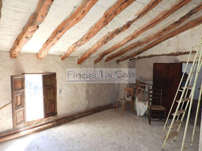 Foto f74cb057-8c7e-4b0e-8b0d-1d64ee7c7708. Mas dans Relleu