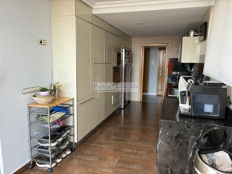 Foto 49f33ff2-7b6e-4aac-a046-e9fa8fc59755. Apartament amb calefacció aparcament piscina a Alitana-Casablanca Vila Joiosa (la)