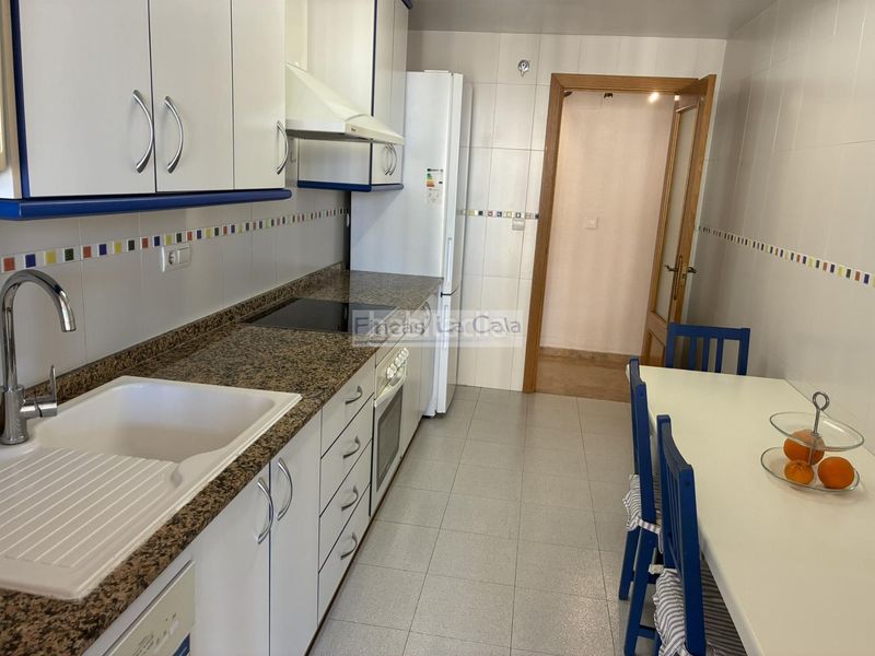 Foto 6ed63f46-5f55-4b72-a9b8-f73ed7a3b28e. Apartament amb calefacció aparcament piscina a Alitana-Casablanca Vila Joiosa (la)