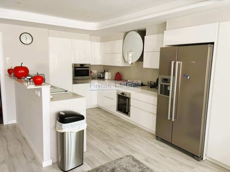 Foto 41df87db-2e36-460a-a822-f68ced91dbd3. Apartamento  en cala Finestrat Finestrat