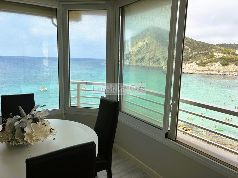 Foto 907604c2-276b-4f51-a18e-02ad0d69fba1. Apartamento  en cala Finestrat Finestrat