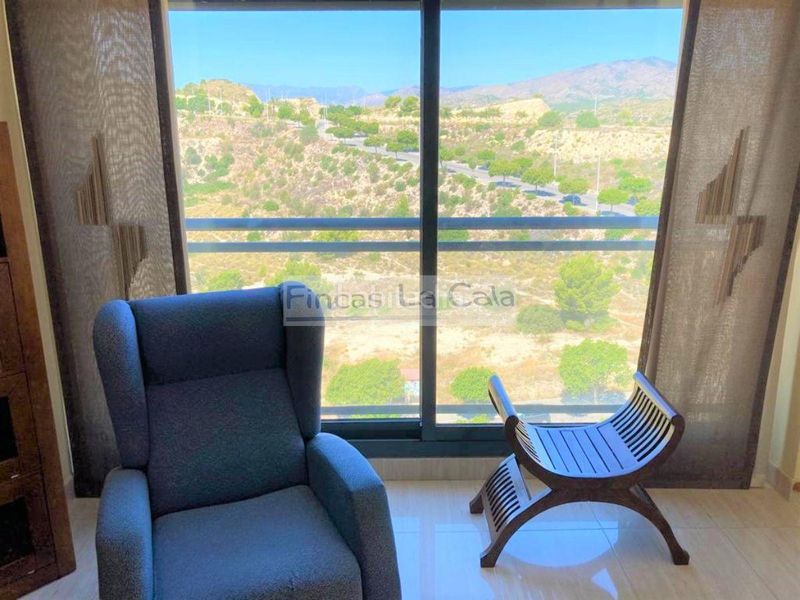 Foto 6d3e3250-f026-4459-9060-3f5deeffc910. Apartament amb piscina a Bulevar-Puerta Mítica Vila Joiosa (la)