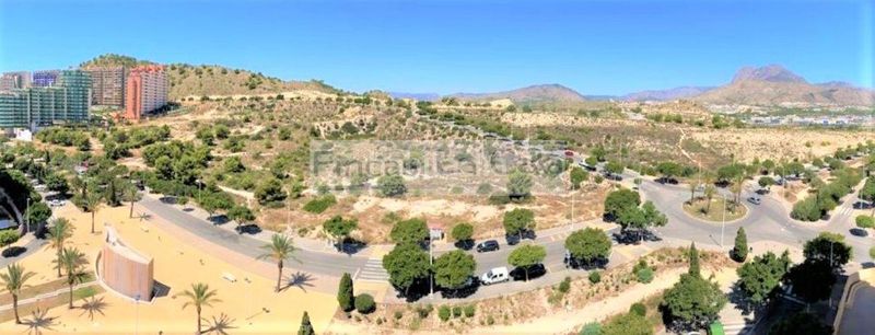 Foto bd96ee28-2cf9-4439-ad59-b4ae8c8f8681. Apartament amb piscina a Bulevar-Puerta Mítica Vila Joiosa (la)