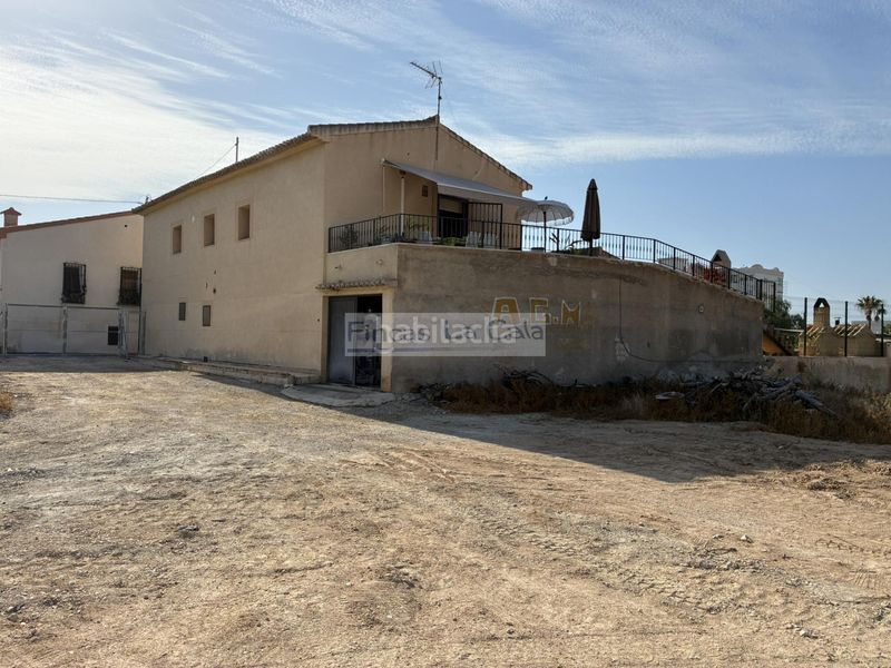 Foto 36298e25-0b75-4bd5-96d7-24e2b736e3c2. Xalet amb calefacció aparcament piscina a Platja de Vila Joiosa Vila Joiosa (la)