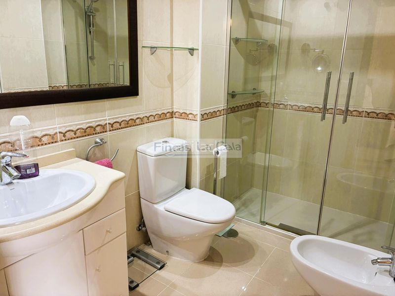 Foto 3522d86b-92ef-4765-9538-314ba0d65877. Apartament amb calefacció aparcament piscina a Bulevar-Puerta Mítica Vila Joiosa (la)