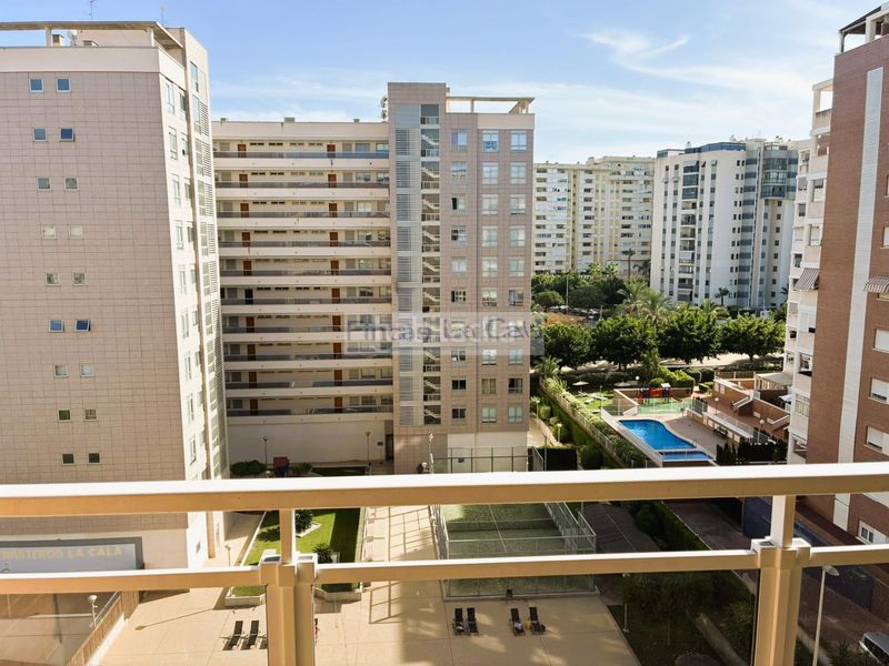 Foto 6311e5a5-fdf0-4a81-ab71-b50c08d6e3cc. Apartament amb calefacció aparcament piscina a Bulevar-Puerta Mítica Vila Joiosa (la)