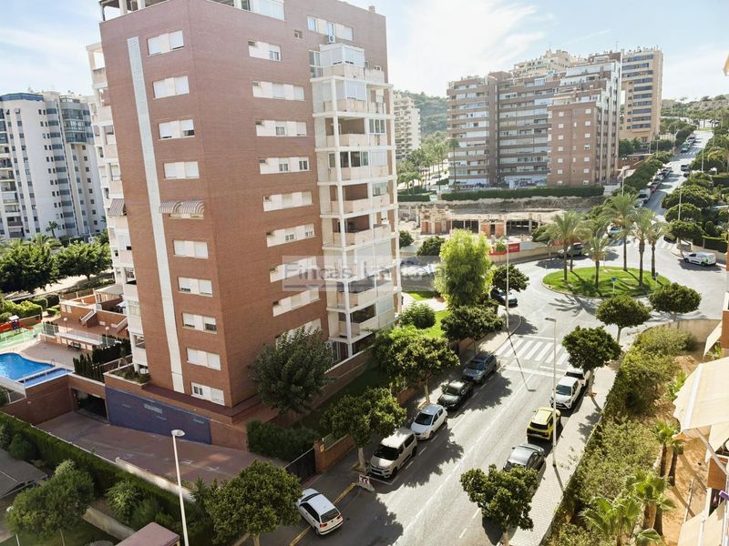 Foto b3126e78-2f34-49da-a2c0-31e79c6f9987. Apartament amb calefacció aparcament piscina a Bulevar-Puerta Mítica Vila Joiosa (la)