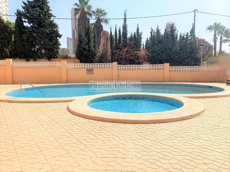 Foto 1d27a0f7-5ad8-4b85-b79e-d310553818f3. Apartament amb aparcament piscina a cala Finestrat Finestrat