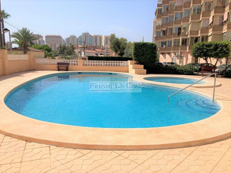 Foto cdfcbfea-4a45-45a7-9f5e-b7732516b663. Apartament amb aparcament piscina a cala Finestrat Finestrat