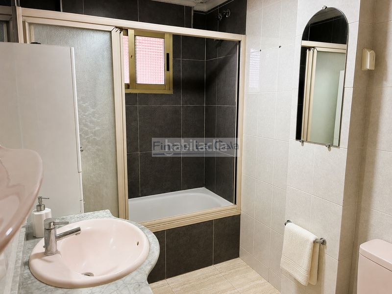 Foto e967269a-deb1-401f-9198-727fcbaba010. Apartament amb aparcament piscina a cala Finestrat Finestrat
