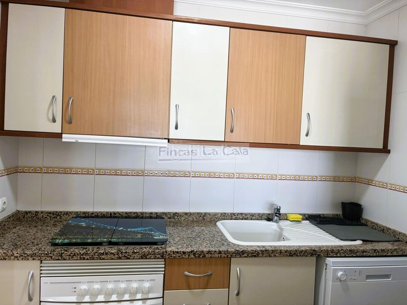 Foto 73ea2a64-ca68-406e-9245-0cd5d81755da. Apartament amb aparcament piscina a Mirador de la Cala-Benimar Vila Joiosa (la)